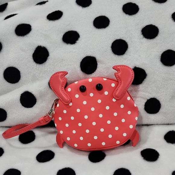 kate spade Handbags - EUC- Kate Spade Peach Melba Shelly Crab Wristlet- Limited Edition & Discontinued